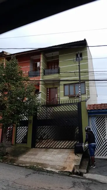 Foto 2 de Sobrado com 3 quartos à venda, 199m2 em Parque das Nações, Santo Andre - SP