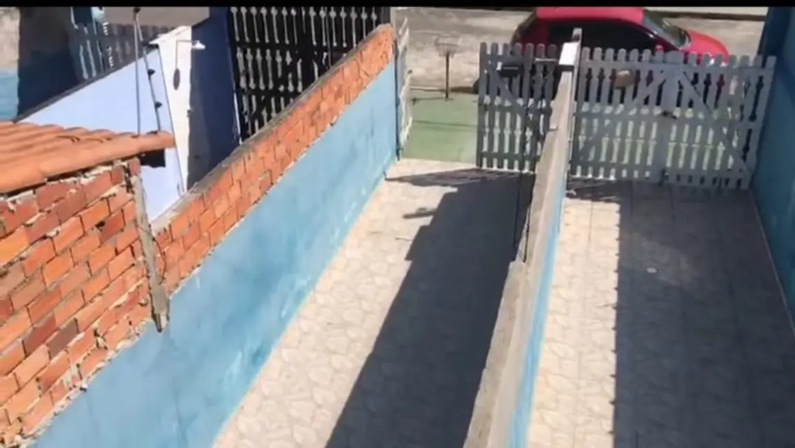 Foto 3 de Casa com 2 quartos à venda, 65m2 em Itanhaem - SP