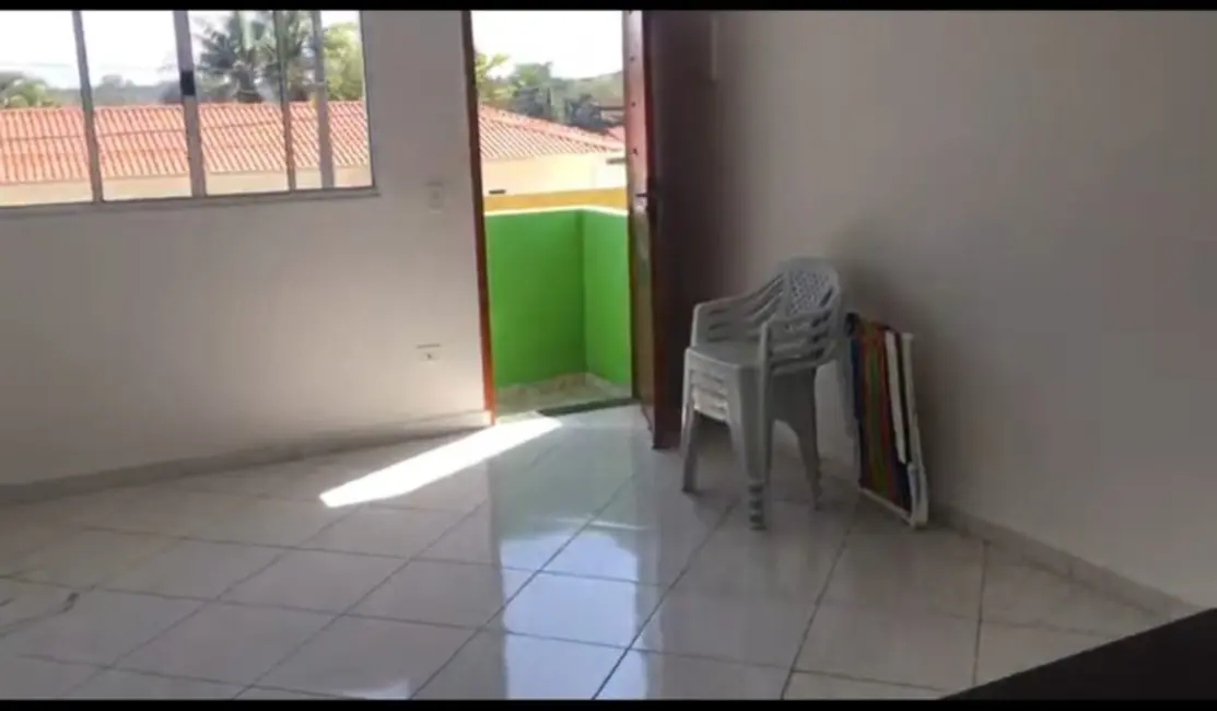 Foto 1 de Casa com 2 quartos à venda, 65m2 em Itanhaem - SP