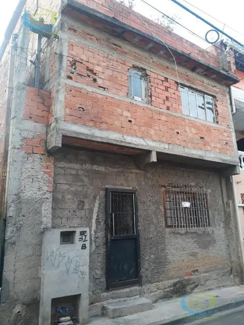 Foto 2 de Sobrado com 2 quartos à venda, 140m2 em Jardim das Maravilhas, Santo Andre - SP