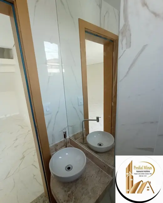 Casa com 3 quartos à venda, 148m2 em Santa Rosa, Belo Horizonte - MG - imagem 3 Foto 3 de Casa com 3 quartos à venda, 148m2 em Santa Rosa, Belo Horizonte - MG