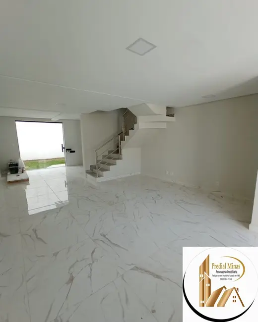 Casa com 3 quartos à venda, 148m2 em Santa Rosa, Belo Horizonte - MG - imagem 2 Foto 2 de Casa com 3 quartos à venda, 148m2 em Santa Rosa, Belo Horizonte - MG