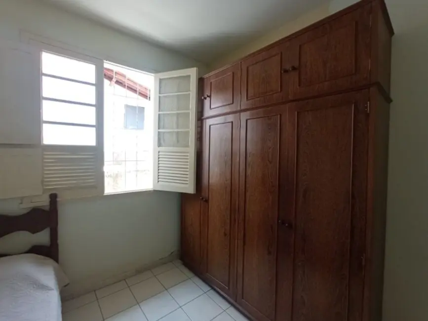 Casa com 3 quartos à venda, 300m2 em Concórdia, Belo Horizonte - MG - imagem 6 Foto 6 de Casa com 3 quartos à venda, 300m2 em Concórdia, Belo Horizonte - MG