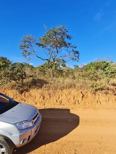 Foto 5 de Terreno / Lote à venda, 1000m2 em Jaboticatubas - MG