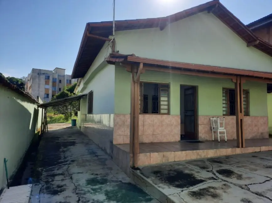 Foto 1 de Casa com 2 quartos à venda, 648m2 em Londrina (São Benedito), Santa Luzia - MG