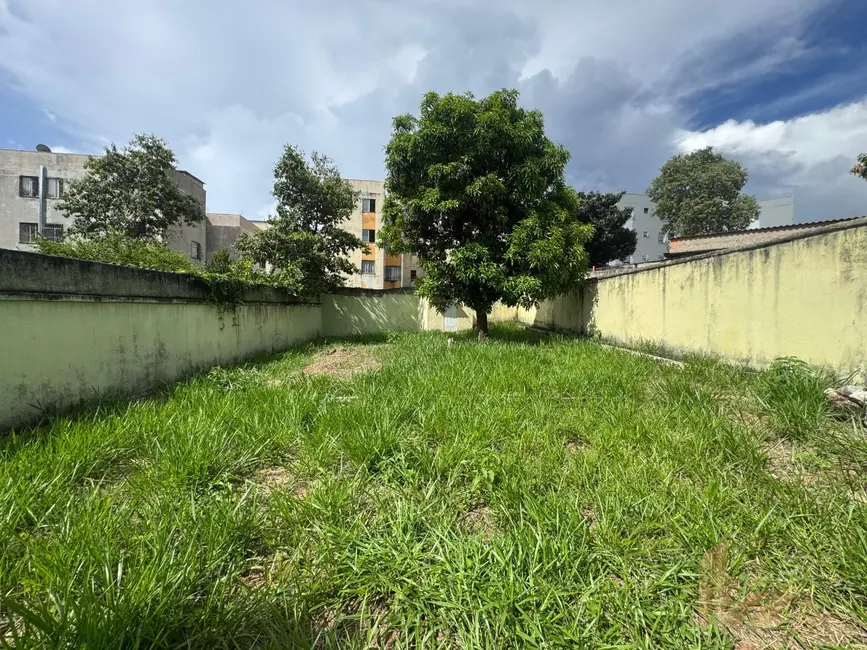 Foto 7 de Casa com 2 quartos à venda, 648m2 em Londrina (São Benedito), Santa Luzia - MG