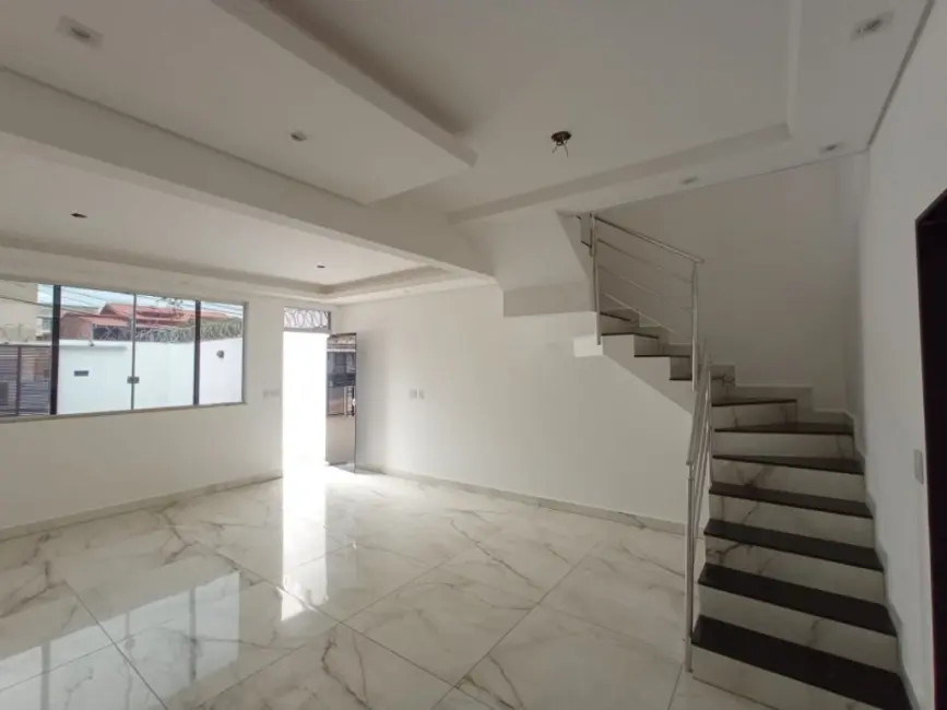 Foto 1 de Casa com 3 quartos à venda e para alugar, 105m2 em Santa Mônica, Belo Horizonte - MG
