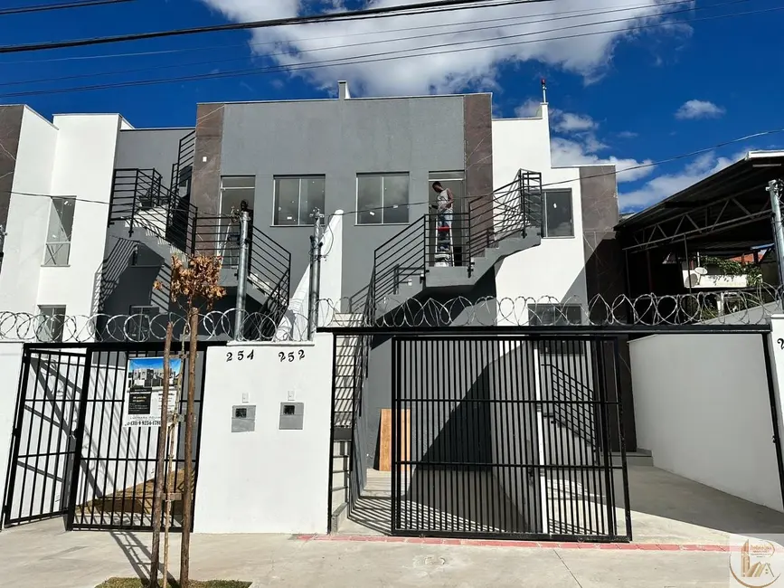 Foto 1 de Apartamento com 2 quartos à venda, 100m2 em Santa Cruz, Belo Horizonte - MG