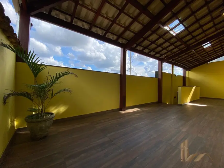 Casa com 3 quartos à venda, 180m2 em Diamante (Barreiro), Belo Horizonte - MG - imagem 7 Foto 7 de Casa com 3 quartos à venda, 180m2 em Diamante (Barreiro), Belo Horizonte - MG