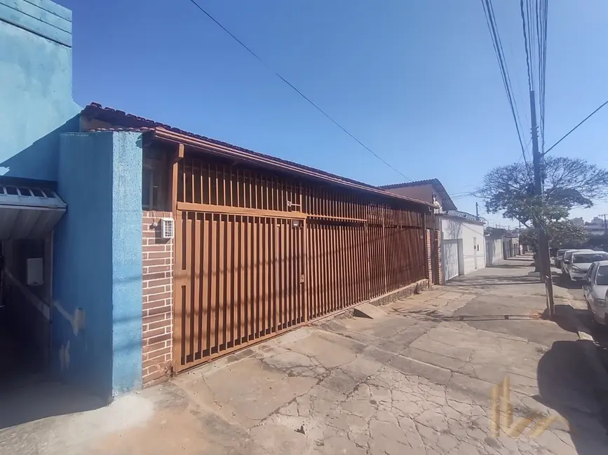 Foto 1 de Casa com 3 quartos à venda, 290m2 em Santa Inês, Belo Horizonte - MG