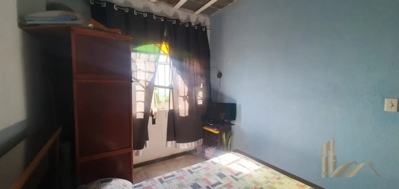 Foto 4 de Casa com 6 quartos à venda, 200m2 em Matozinhos - MG