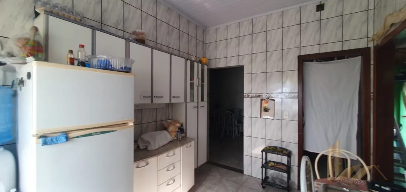 Foto 9 de Casa com 6 quartos à venda, 200m2 em Matozinhos - MG