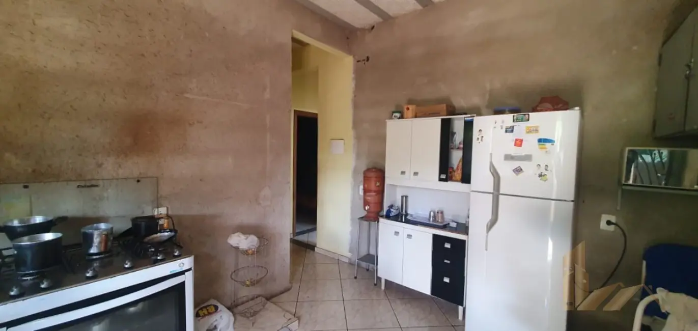 Foto 2 de Casa com 2 quartos à venda, 100m2 em Matozinhos - MG