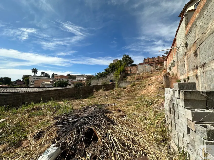 Terreno / Lote à venda, 360m2 em União, Belo Horizonte - MG - imagem 4 Foto 4 de Terreno / Lote à venda, 360m2 em União, Belo Horizonte - MG