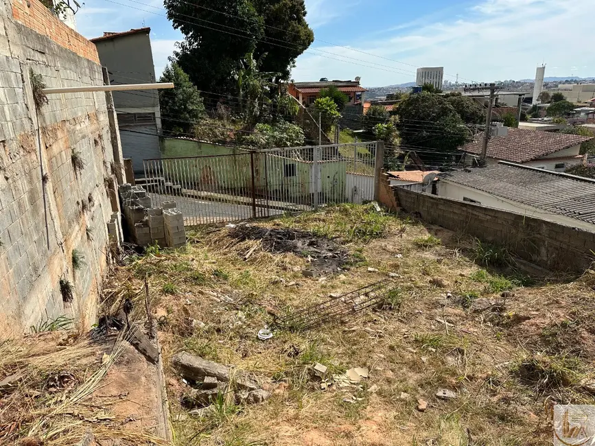 Terreno / Lote à venda, 360m2 em União, Belo Horizonte - MG - imagem 5 Foto 5 de Terreno / Lote à venda, 360m2 em União, Belo Horizonte - MG