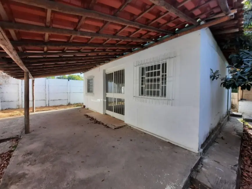 Foto 1 de Casa com 3 quartos para alugar, 145m2 em Rosana, Ribeirao Das Neves - MG