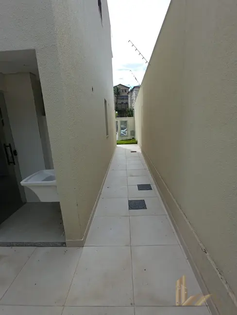 Casa com 3 quartos à venda, 151m2 em Santa Amélia, Belo Horizonte - MG - imagem 4 Foto 4 de Casa com 3 quartos à venda, 151m2 em Santa Amélia, Belo Horizonte - MG