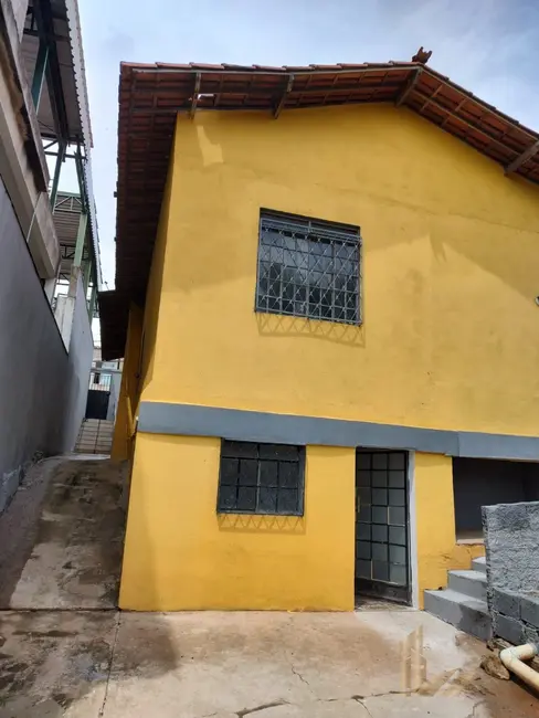 Foto 1 de Casa com 3 quartos à venda, 360m2 em Belmonte, Belo Horizonte - MG