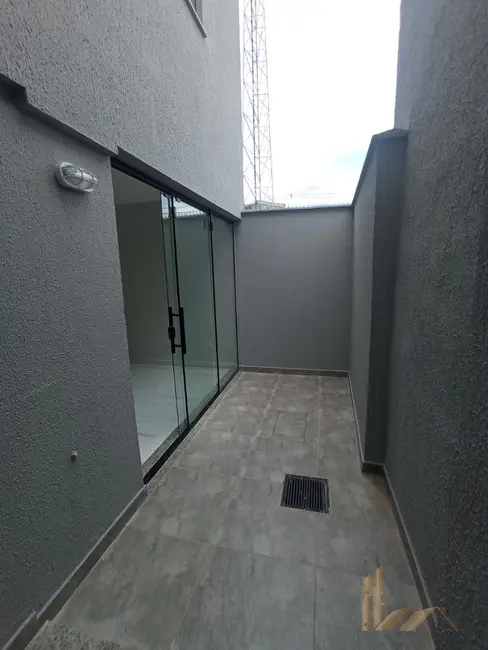 Casa com 3 quartos à venda, 166m2 em Santa Mônica, Belo Horizonte - MG - imagem 3 Foto 3 de Casa com 3 quartos à venda, 166m2 em Santa Mônica, Belo Horizonte - MG