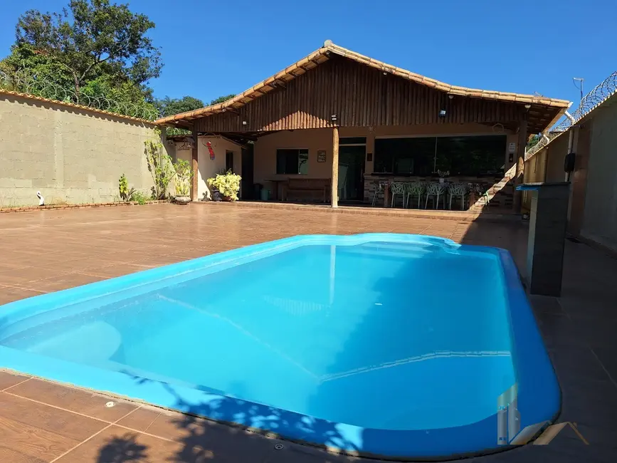 Casa com 4 quartos à venda, 150m2 em Esmeraldas - MG - imagem 5 Foto 5 de Casa com 4 quartos à venda, 150m2 em Esmeraldas - MG