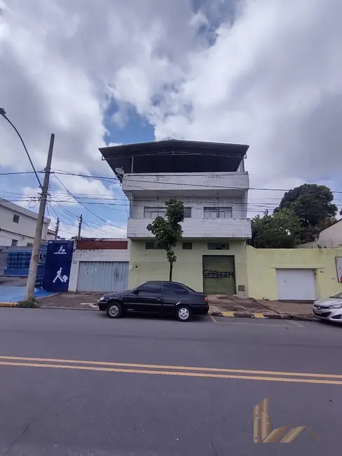 Foto 2 de Casa com 7 quartos à venda, 360m2 em São Geraldo, Belo Horizonte - MG