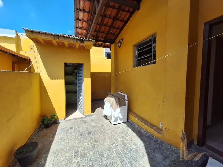 Casa com 5 quartos à venda, 360m2 em Cachoeirinha, Belo Horizonte - MG - imagem 6 Foto 6 de Casa com 5 quartos à venda, 360m2 em Cachoeirinha, Belo Horizonte - MG