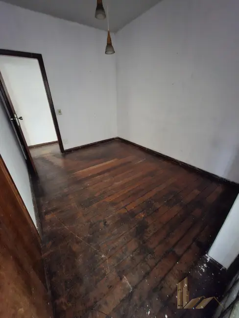 Casa com 3 quartos à venda, 180m2 em Santa Amélia, Belo Horizonte - MG - imagem 5 Foto 5 de Casa com 3 quartos à venda, 180m2 em Santa Amélia, Belo Horizonte - MG