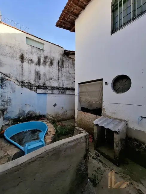 Casa com 3 quartos à venda, 180m2 em Santa Amélia, Belo Horizonte - MG - imagem 4 Foto 4 de Casa com 3 quartos à venda, 180m2 em Santa Amélia, Belo Horizonte - MG