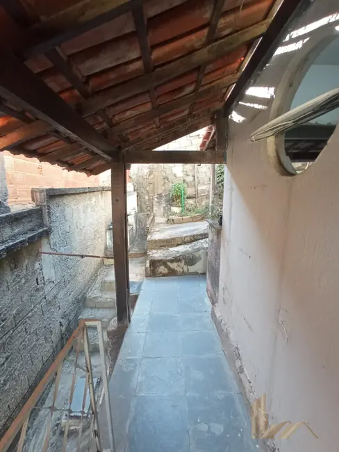 Foto 3 de Casa com 4 quartos à venda, 180m2 em Fernão Dias, Belo Horizonte - MG