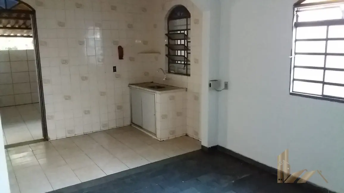 Casa com 3 quartos à venda, 360m2 em São João Batista (Venda Nova), Belo Horizonte - MG - imagem 7 Foto 7 de Casa com 3 quartos à venda, 360m2 em São João Batista (Venda Nova), Belo Horizonte - MG