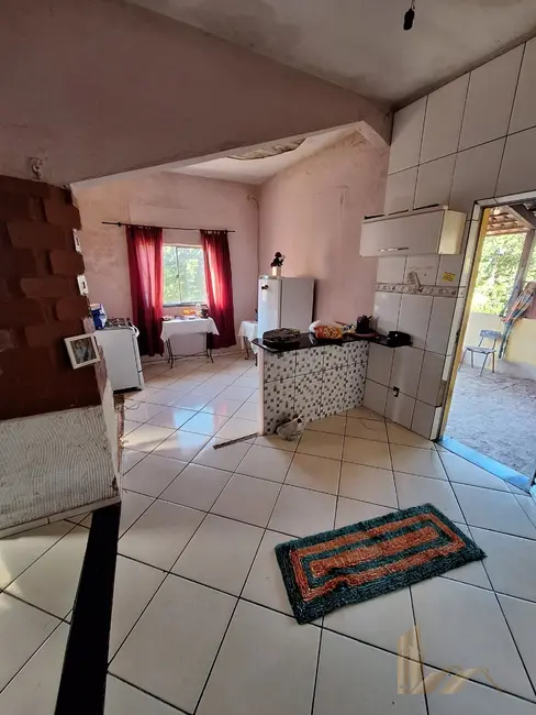 Casa com 3 quartos à venda, 1020m2 em Vale das Acácias, Ribeirao Das Neves - MG - imagem 7 Foto 7 de Casa com 3 quartos à venda, 1020m2 em Vale das Acácias, Ribeirao Das Neves - MG