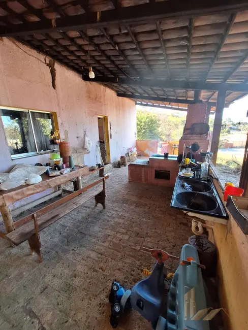 Casa com 3 quartos à venda, 1020m2 em Vale das Acácias, Ribeirao Das Neves - MG - imagem 5 Foto 5 de Casa com 3 quartos à venda, 1020m2 em Vale das Acácias, Ribeirao Das Neves - MG