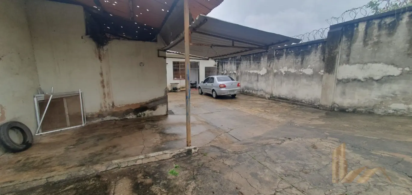 Foto 2 de Casa com 4 quartos à venda, 233m2 em Cachoeirinha, Belo Horizonte - MG