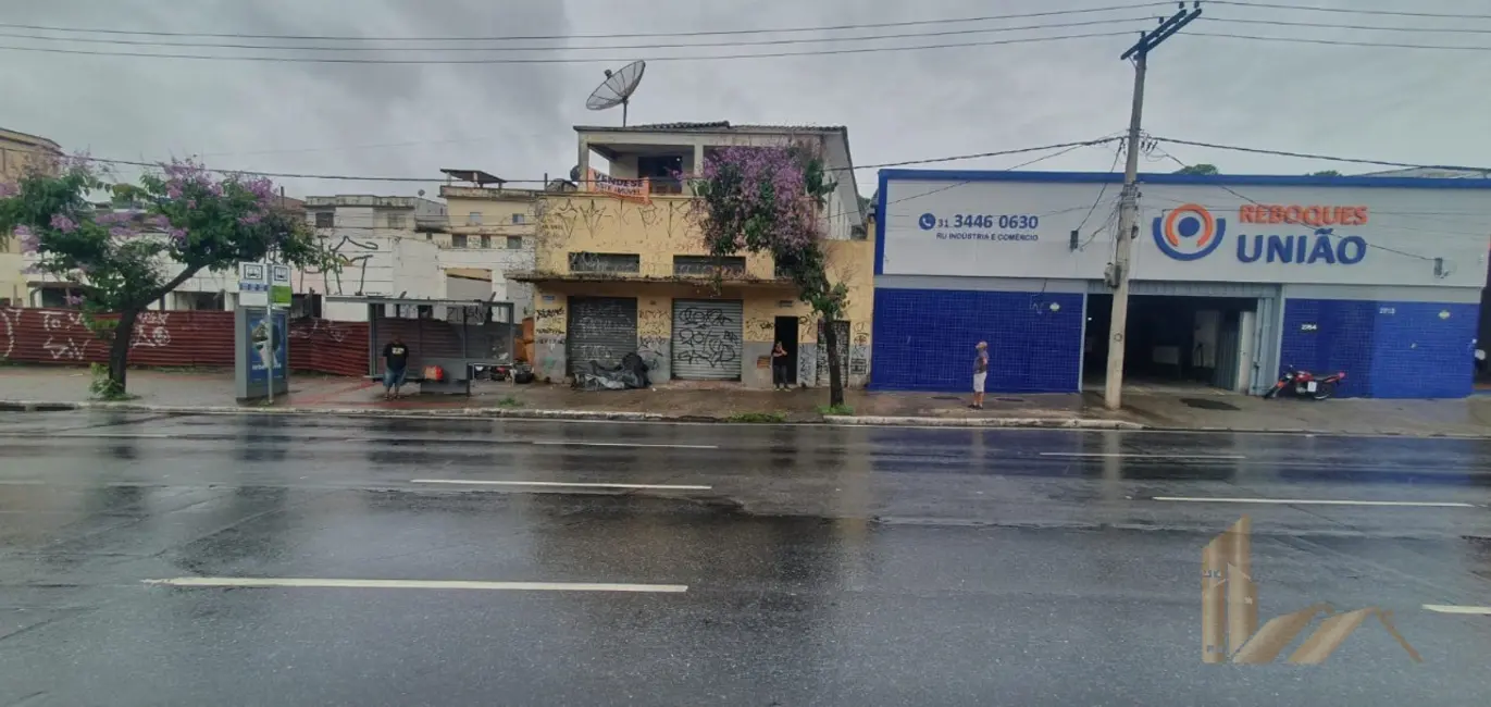 Foto 1 de Casa com 4 quartos à venda, 233m2 em Cachoeirinha, Belo Horizonte - MG