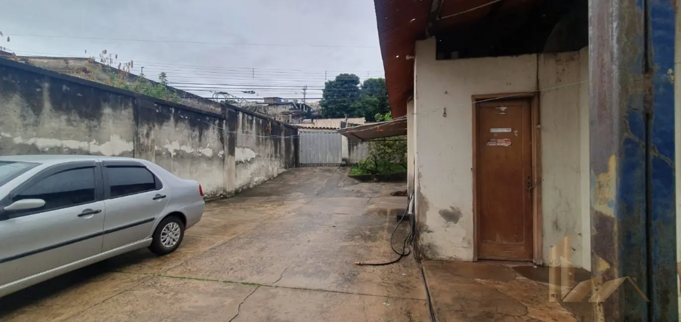 Casa com 4 quartos à venda, 233m2 em Cachoeirinha, Belo Horizonte - MG - imagem 3 Foto 3 de Casa com 4 quartos à venda, 233m2 em Cachoeirinha, Belo Horizonte - MG