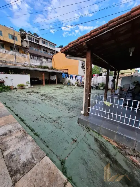 Casa com 5 quartos à venda, 200m2 em São João Batista (Venda Nova), Belo Horizonte - MG - imagem 4 Foto 4 de Casa com 5 quartos à venda, 200m2 em São João Batista (Venda Nova), Belo Horizonte - MG