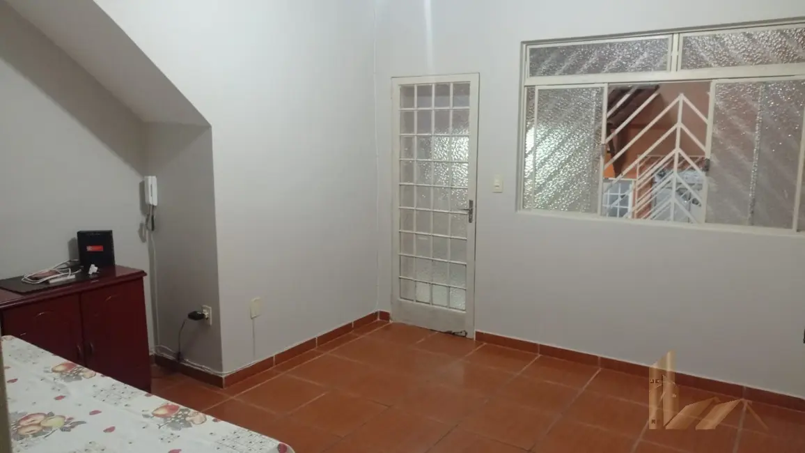 Foto 1 de Casa com 2 quartos à venda, 59m2 em Santa Mônica, Belo Horizonte - MG