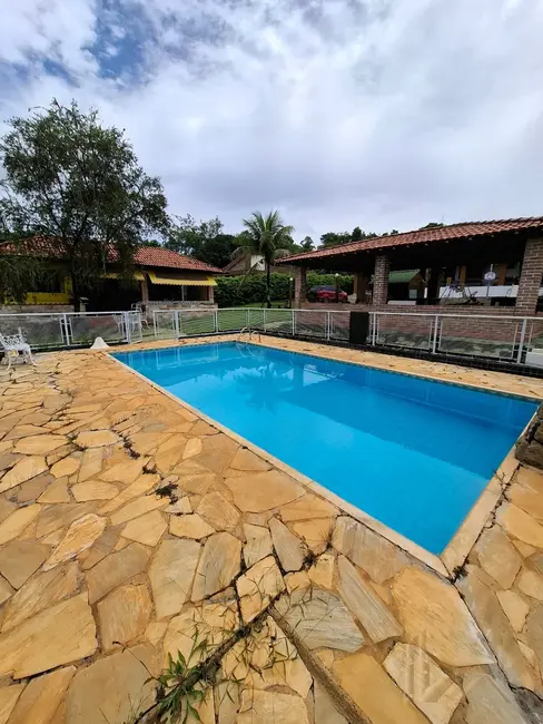 Foto 1 de Sítio / Rancho com 4 quartos à venda, 500m2 em Jaboticatubas - MG