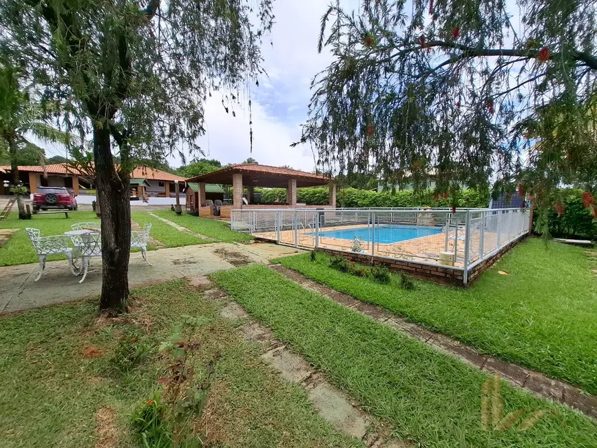 Foto 2 de Sítio / Rancho com 4 quartos à venda, 500m2 em Jaboticatubas - MG