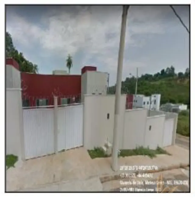 Foto 1 de Casa com 2 quartos à venda, 49m2 em Mateus Leme - MG