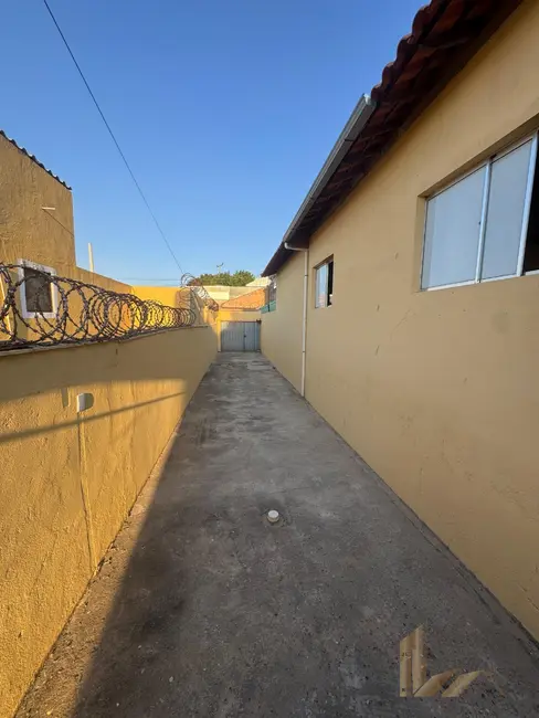 Casa com 3 quartos à venda, 102m2 em Vespasiano - MG - imagem 3 Foto 3 de Casa com 3 quartos à venda, 102m2 em Vespasiano - MG