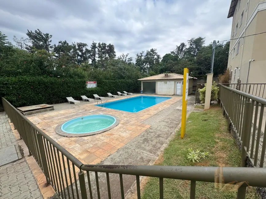 Foto 1 de Casa de Condomínio com 2 quartos para alugar, 73m2 em Vila das Flores, Betim - MG