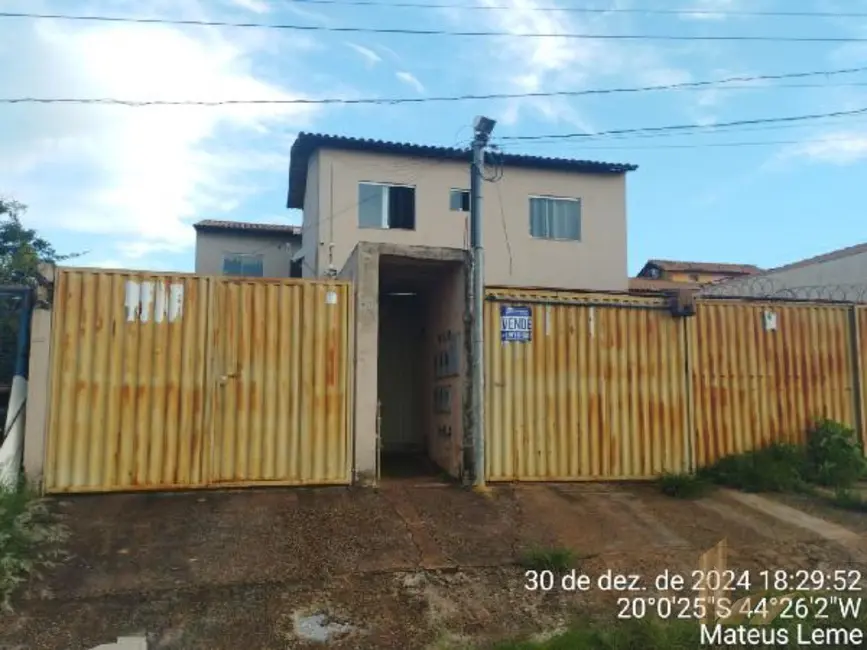 Foto 1 de Casa com 2 quartos à venda, 41m2 em Mateus Leme - MG