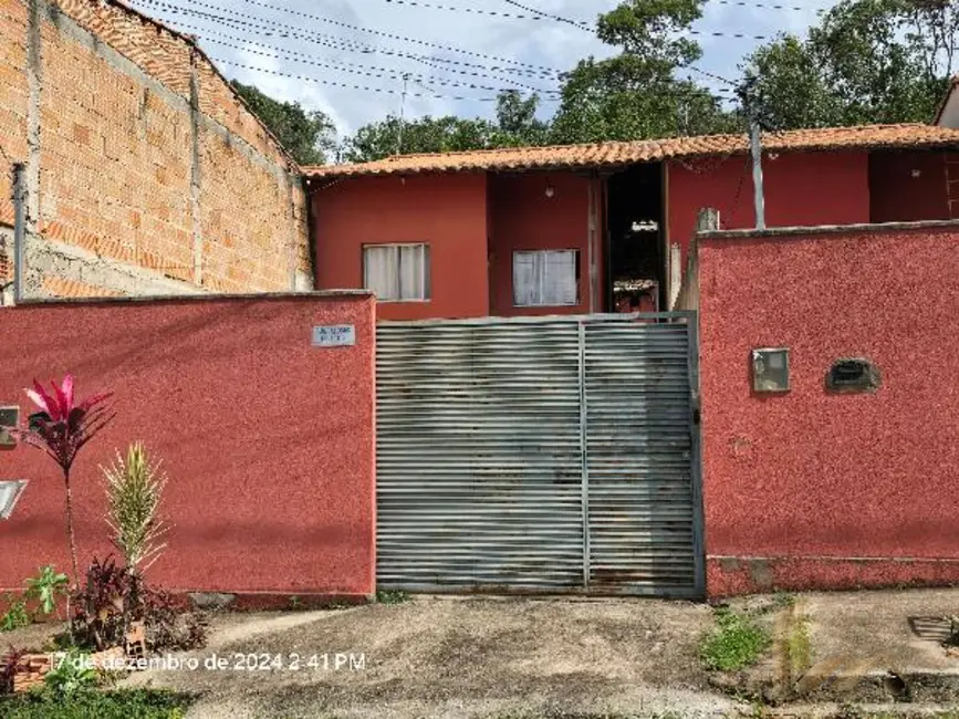 Foto 1 de Casa com 1 quarto à venda, 57m2 em Esmeraldas - MG