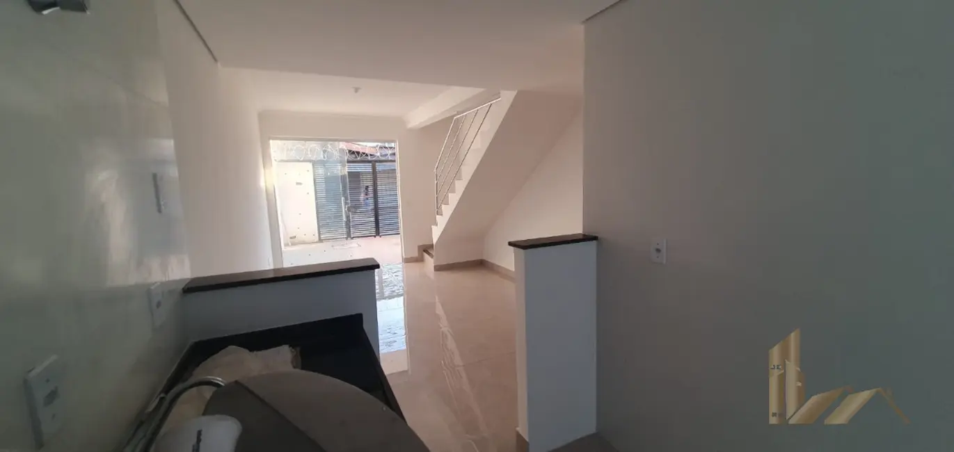 Foto 5 de Casa com 2 quartos à venda, 65m2 em Piratininga (Venda Nova), Belo Horizonte - MG