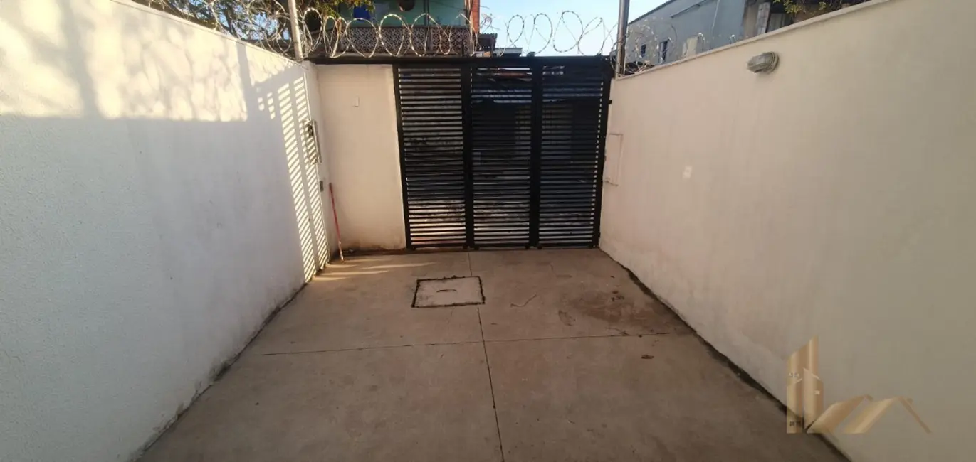 Foto 4 de Casa com 2 quartos à venda, 65m2 em Piratininga (Venda Nova), Belo Horizonte - MG