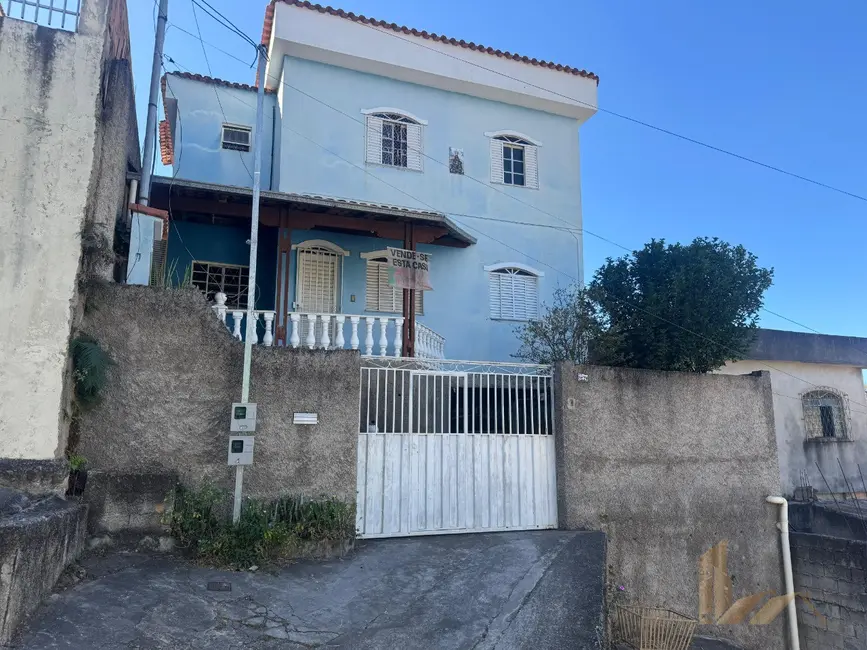 Casa com 4 quartos à venda, 171m2 em Ribeiro de Abreu, Belo Horizonte - MG - imagem 3 Foto 3 de Casa com 4 quartos à venda, 171m2 em Ribeiro de Abreu, Belo Horizonte - MG