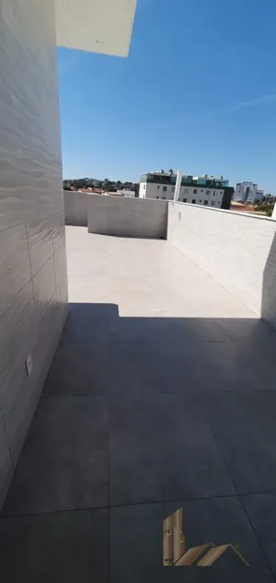 Apartamento com 5 quartos à venda, 180m2 em Heliópolis, Belo Horizonte - MG - imagem 2 Foto 2 de Apartamento com 5 quartos à venda, 180m2 em Heliópolis, Belo Horizonte - MG