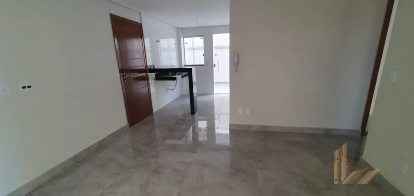 Apartamento com 3 quartos à venda, 110m2 em Heliópolis, Belo Horizonte - MG - imagem 1 Foto 1 de Apartamento com 3 quartos à venda, 110m2 em Heliópolis, Belo Horizonte - MG