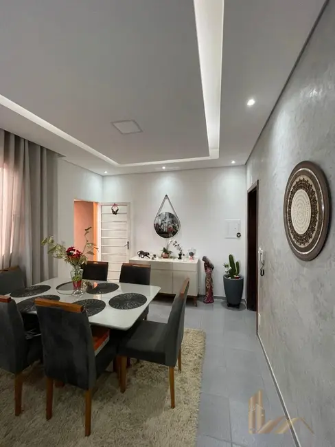 Casa com 5 quartos à venda, 360m2 em Veneza, Ribeirao Das Neves - MG - imagem 3 Foto 3 de Casa com 5 quartos à venda, 360m2 em Veneza, Ribeirao Das Neves - MG